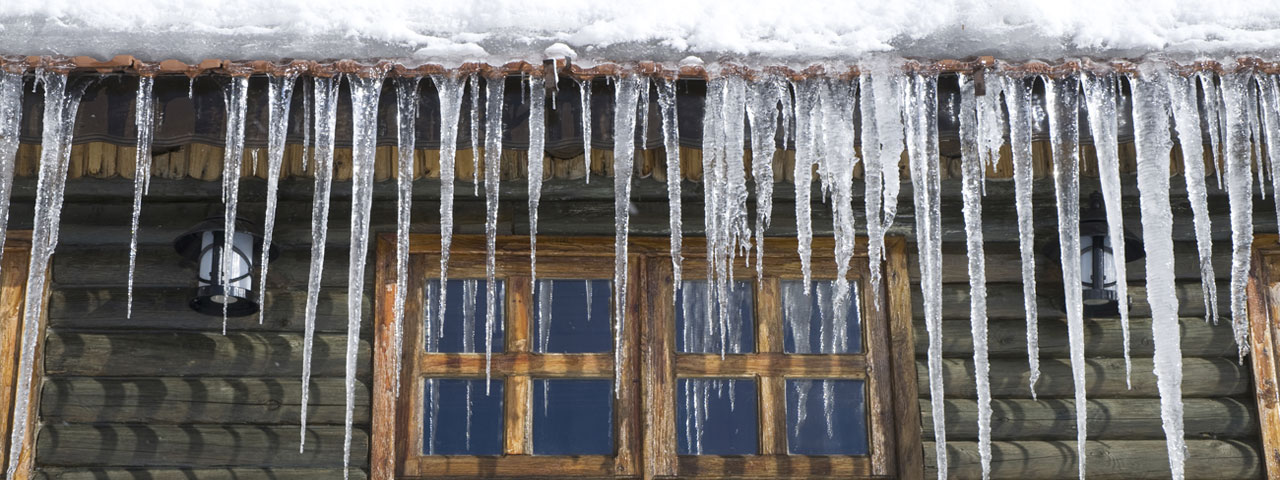spray foam prevents ice dams by providing proper insulation in Mesa attic spaces